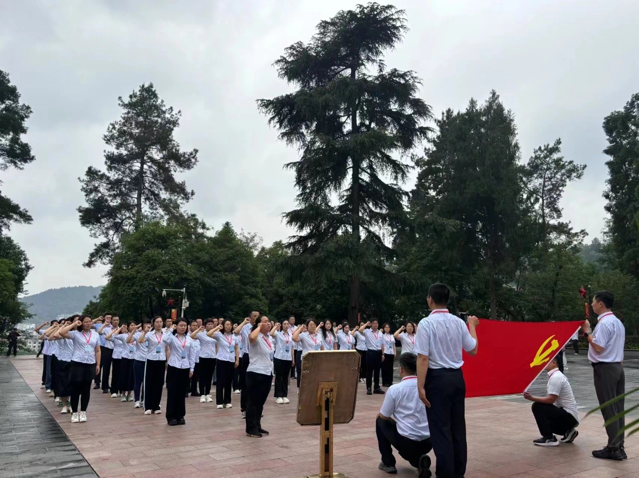 _cgi-bin_mmwebwx-bin_webwxgetmsgimg__&MsgID=4698652687011284385&skey=@crypt_42613ba5_27a3fd5e6b2cf50fb6965af0d7da4c87&mmweb_appid=wx_webfilehelper.jpg 图片